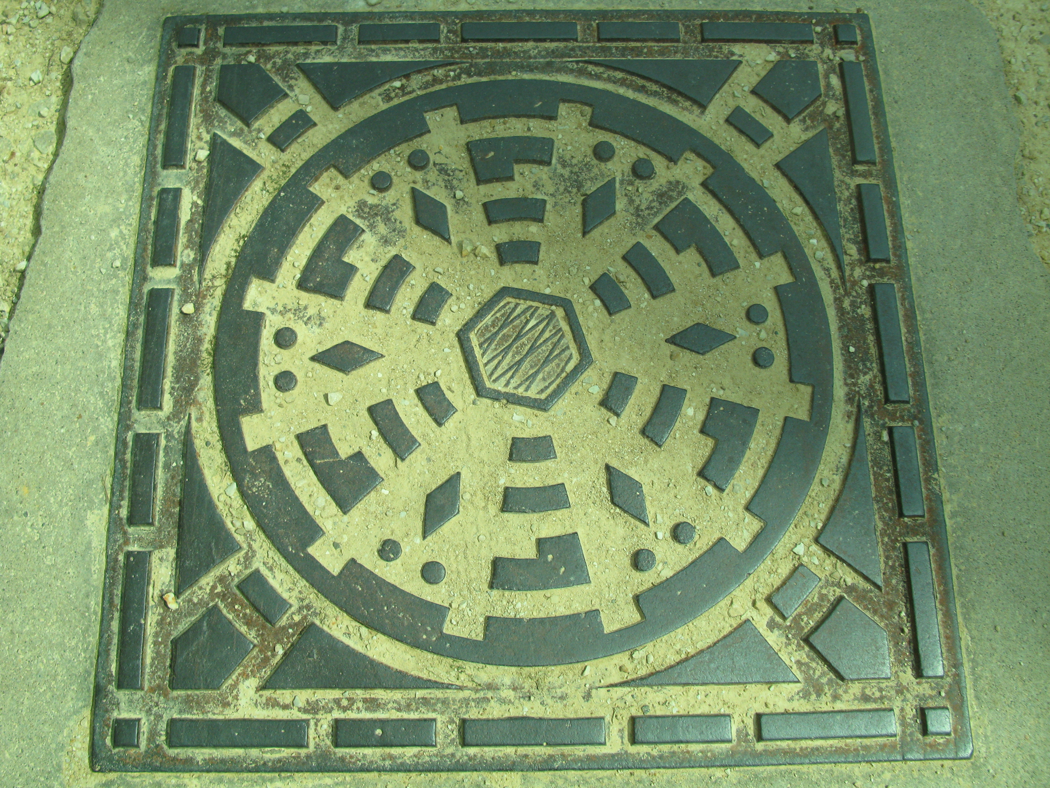 Abbaye de fontevraud_au jardin_plaque 4